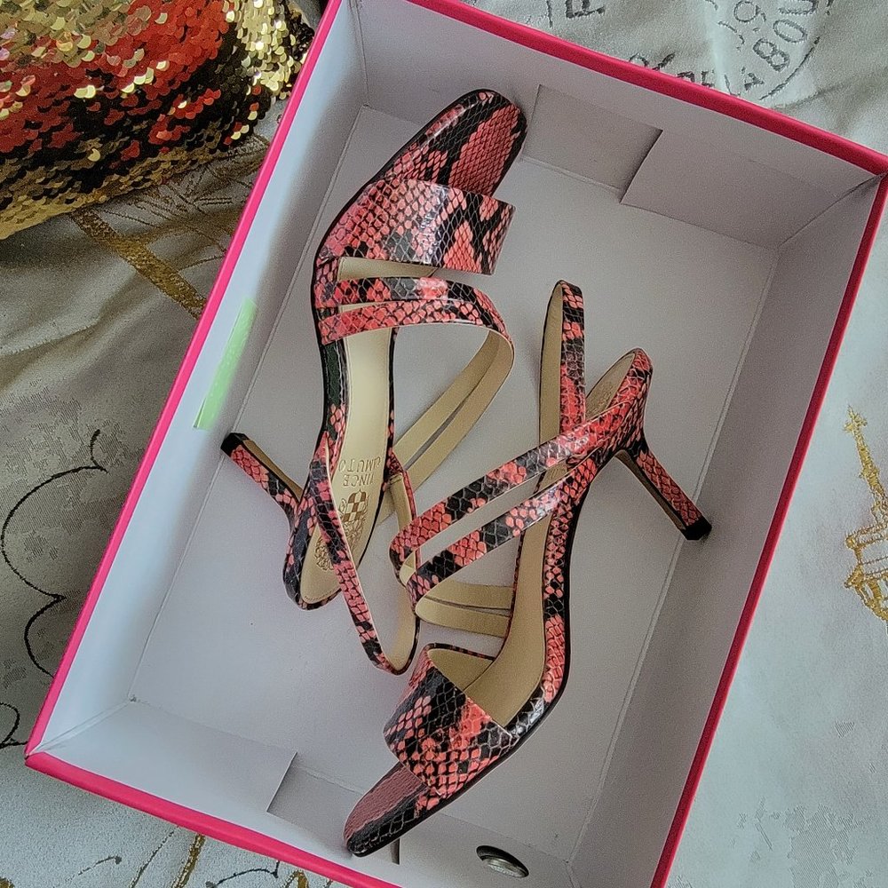 Vince Camuto Women's Savesha Heeled Sandal Size 5 1/2 US - NEW!